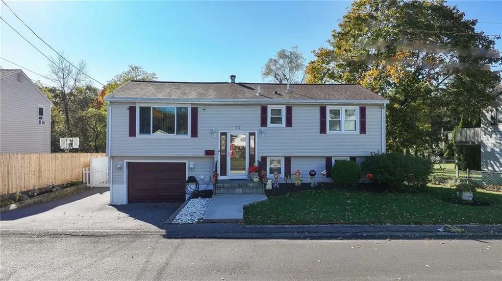 71 Tiffany Street North Providence RI 02904