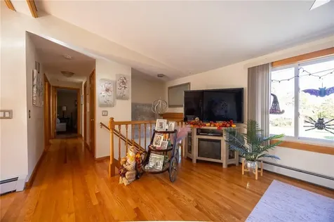 71 Tiffany Street North Providence RI 02904