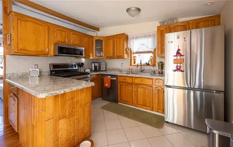 71 Tiffany Street North Providence RI 02904