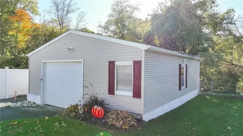 71 Tiffany Street North Providence RI 02904