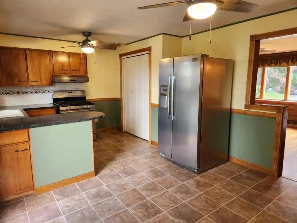 175 Randall Avenue Warwick RI 02889