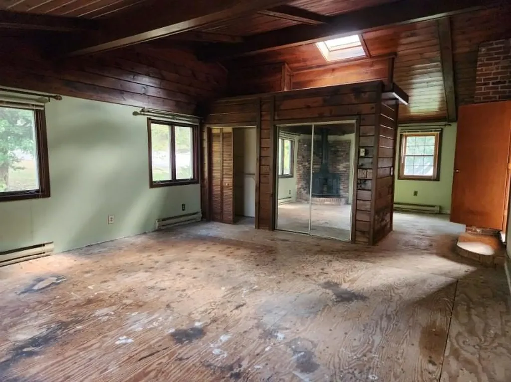 175 Randall Avenue Warwick RI 02889