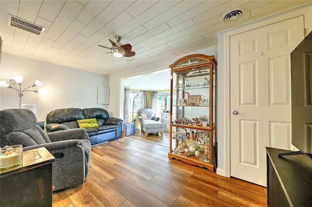 600 Cole Farm Road Warwick RI 02889