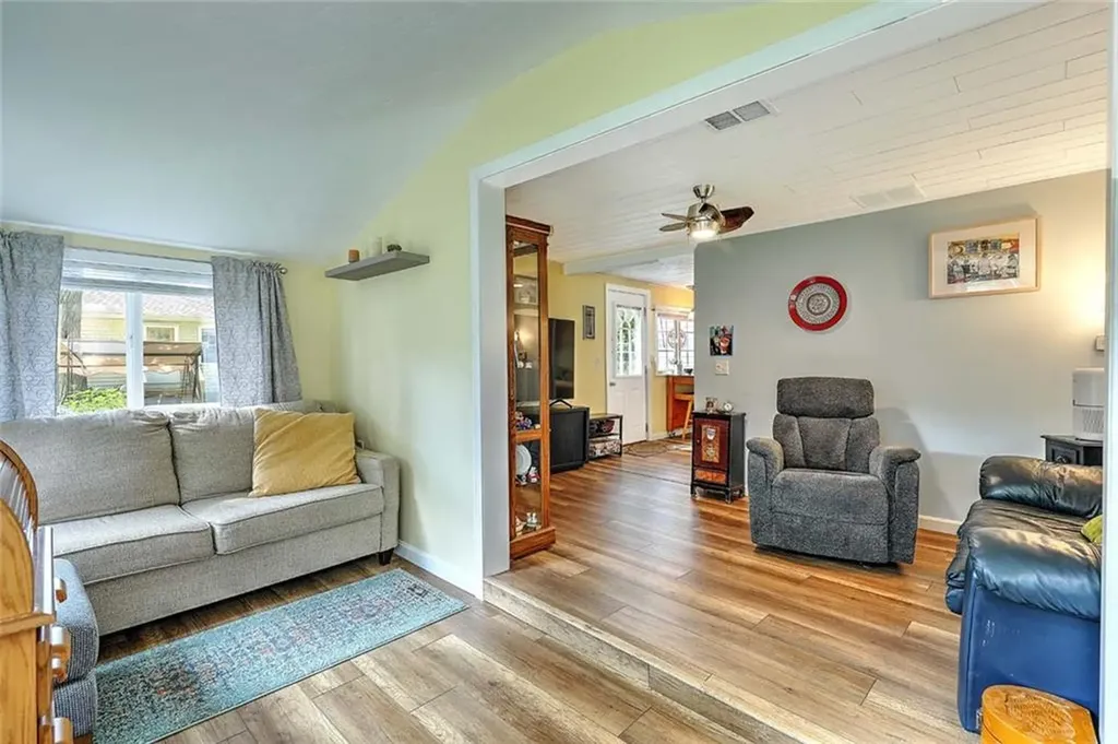 600 Cole Farm Road Warwick RI 02889