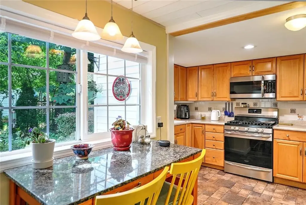 600 Cole Farm Road Warwick RI 02889