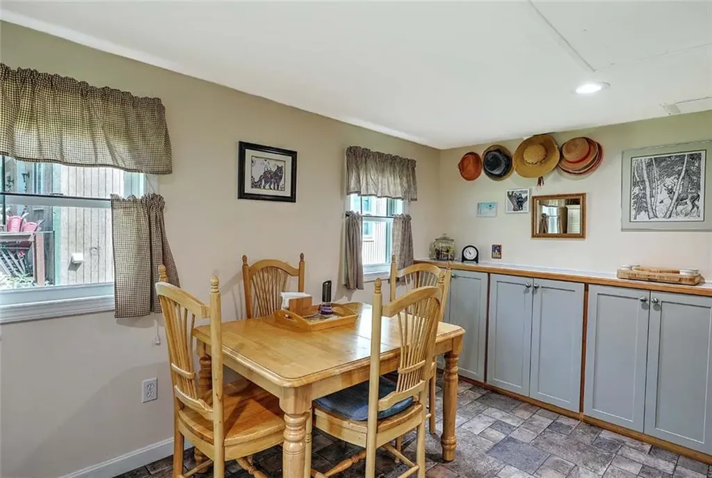 600 Cole Farm Road Warwick RI 02889