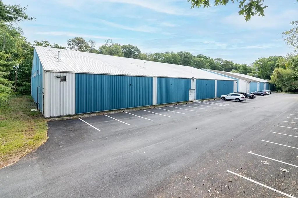 636 Centerville Road Warwick RI 02886