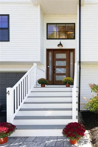 4 Byron Randall Road Johnston RI 02919