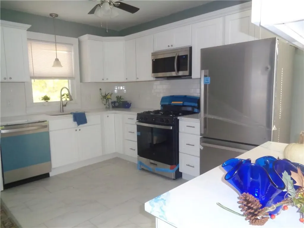 12 Lima Street Warwick RI 02889