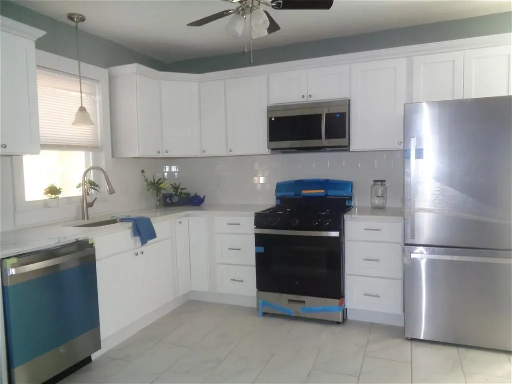 12 Lima Street Warwick RI 02889