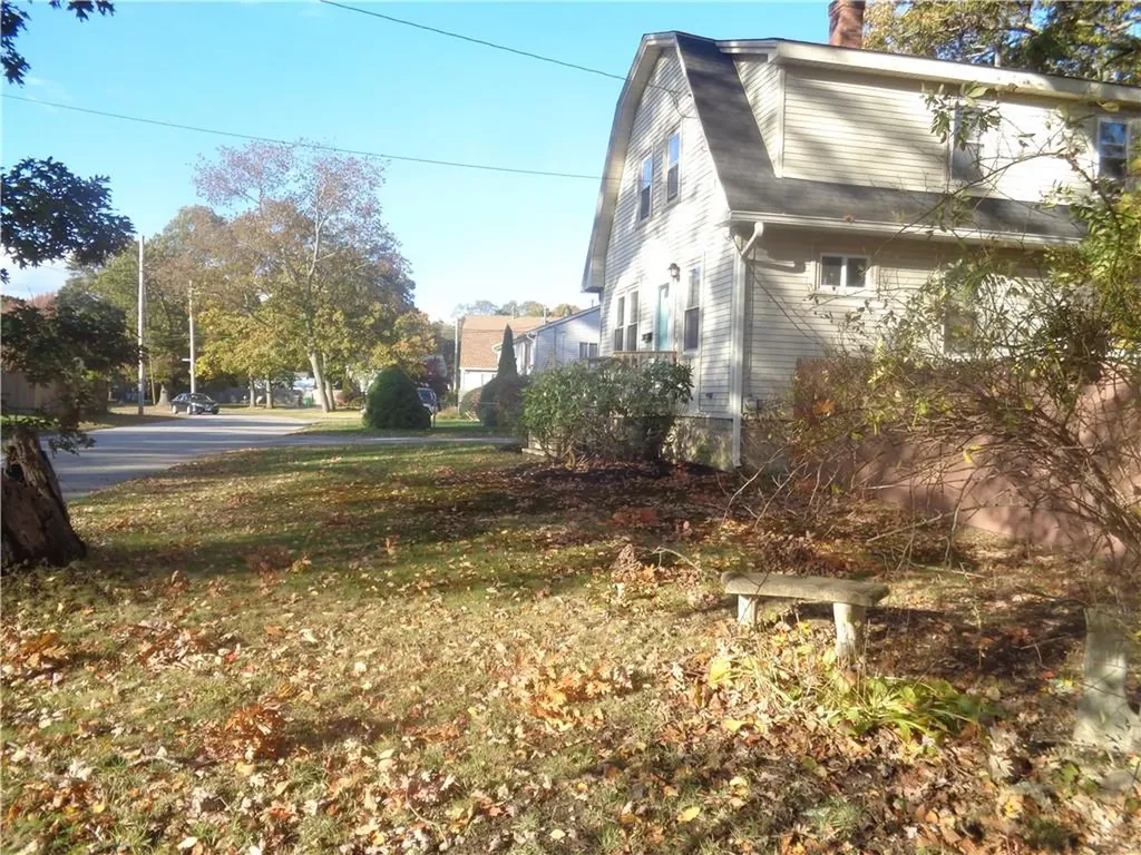 12 Lima Street Warwick RI 02889