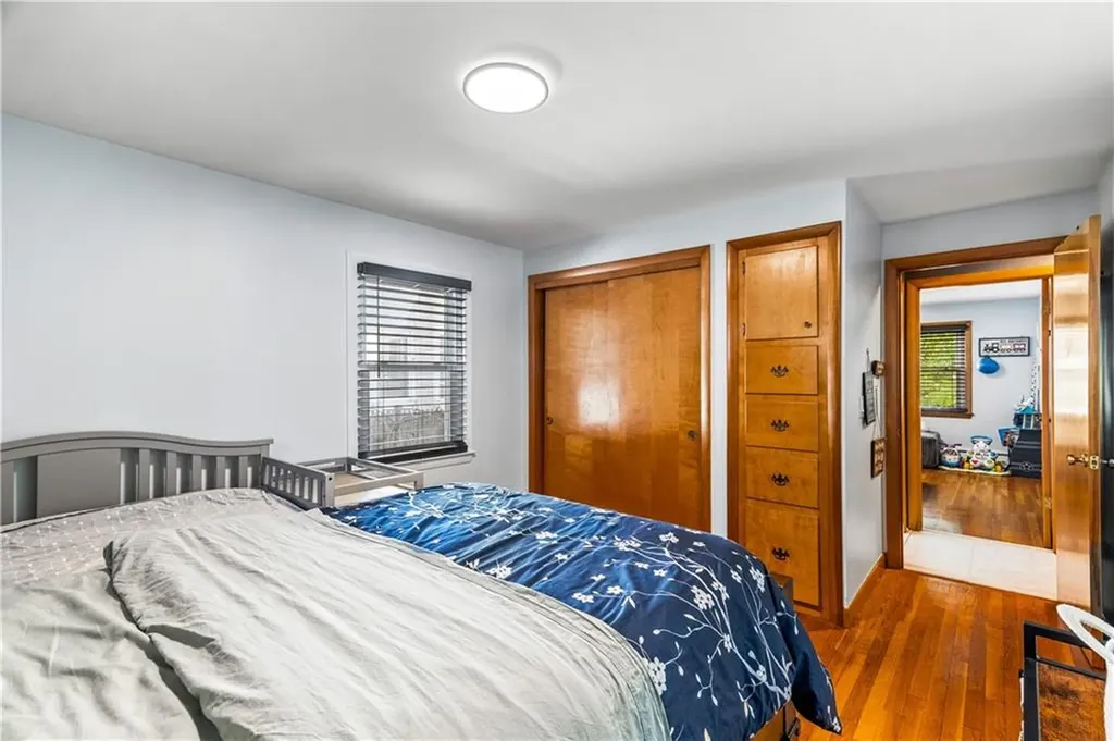 2 Longwood Avenue Providence RI 02908