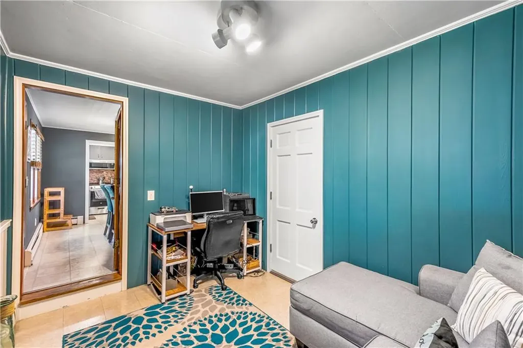 2 Longwood Avenue Providence RI 02908