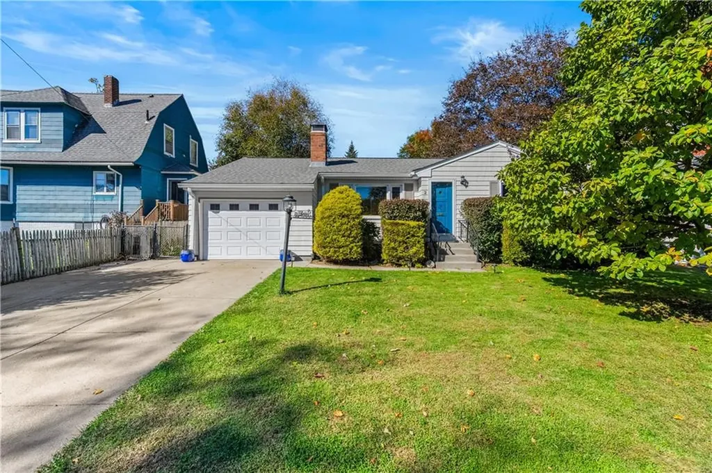 2 Longwood Avenue Providence RI 02908