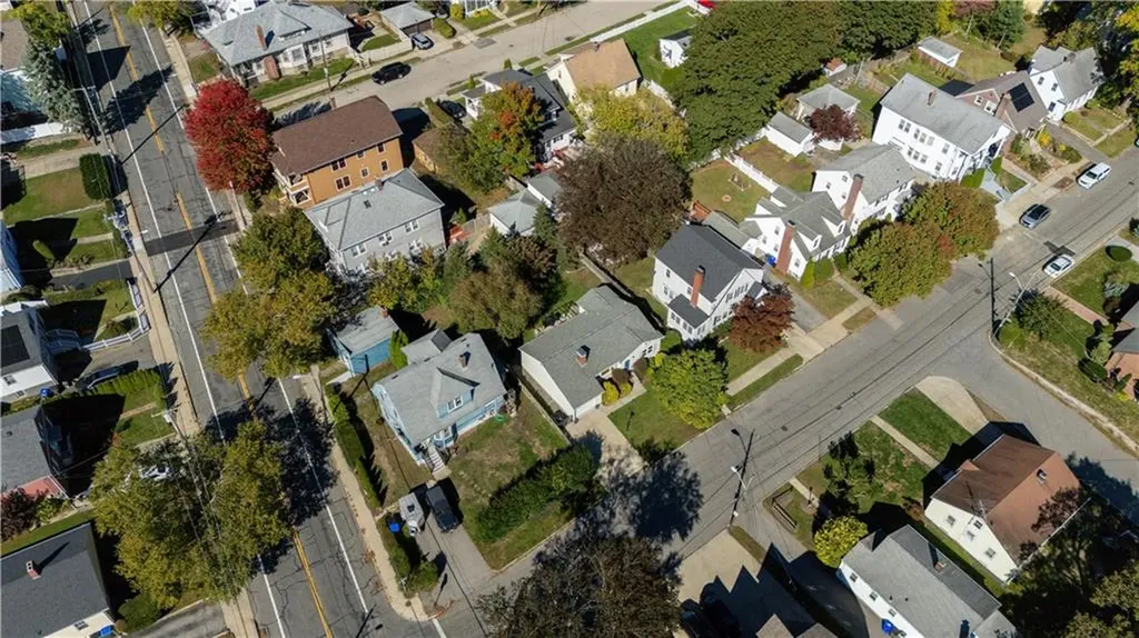 2 Longwood Avenue Providence RI 02908