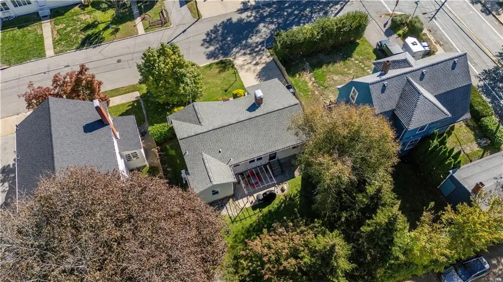 2 Longwood Avenue Providence RI 02908