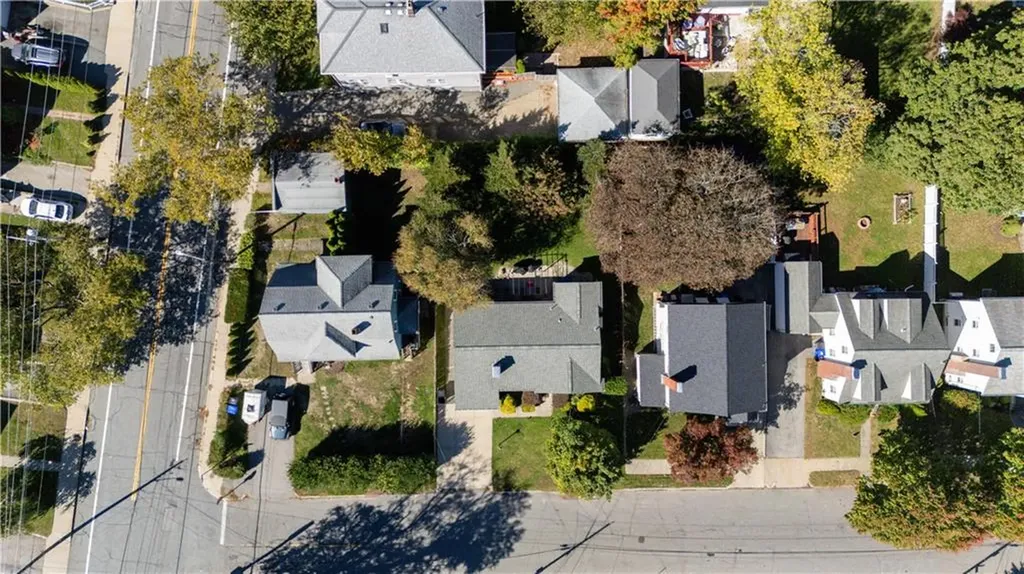 2 Longwood Avenue Providence RI 02908