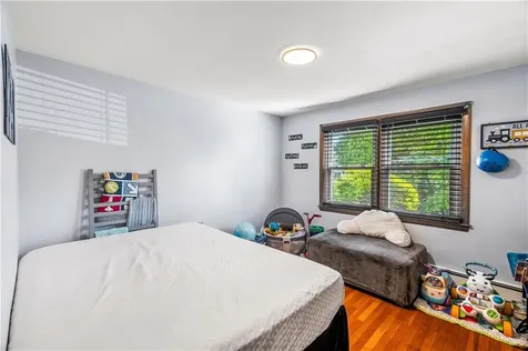 2 Longwood Avenue Providence RI 02908