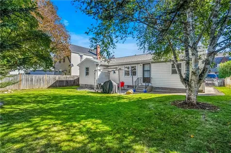 2 Longwood Avenue Providence RI 02908