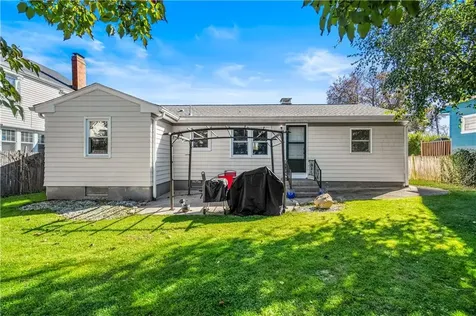 2 Longwood Avenue Providence RI 02908