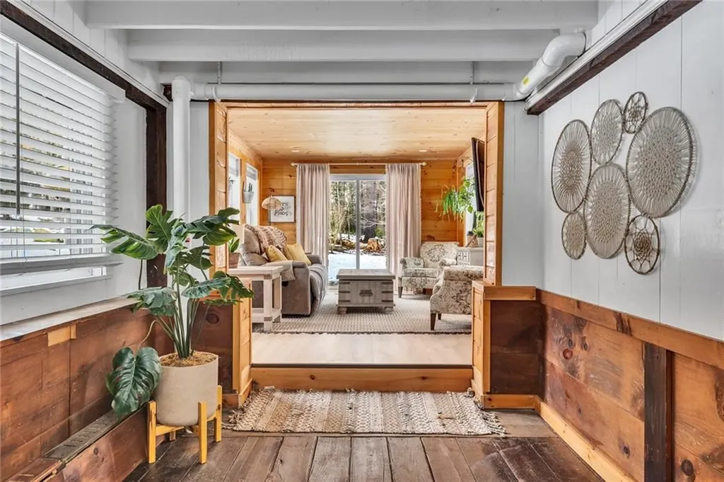 95 Breakheart Hill Road West Greenwich RI 02817