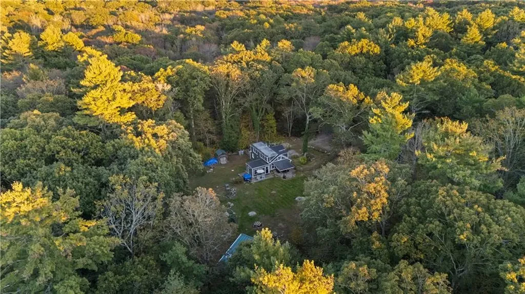 95 Breakheart Hill Road West Greenwich RI 02817