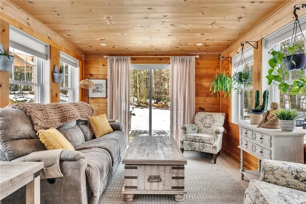 95 Breakheart Hill Road West Greenwich RI 02817