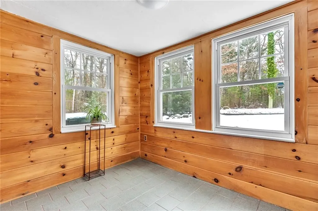 95 Breakheart Hill Road West Greenwich RI 02817