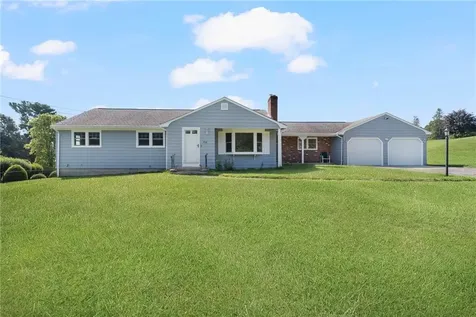 256 School Street Lincoln RI 02865