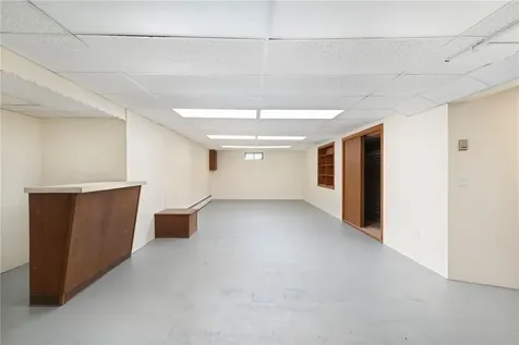 256 School Street Lincoln RI 02865