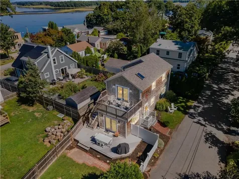 7 Wright Place Barrington RI 02806