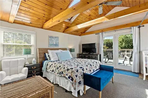 7 Wright Place Barrington RI 02806