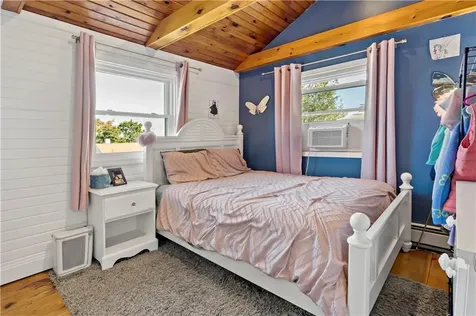 7 Wright Place Barrington RI 02806