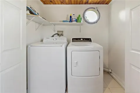 7 Wright Place Barrington RI 02806