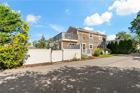 7 Wright Place Barrington RI 02806