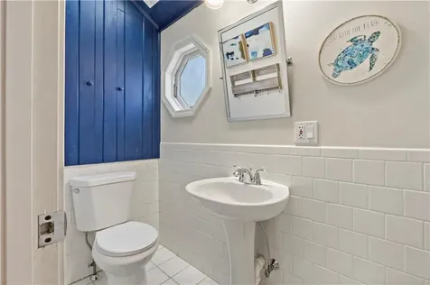 7 Wright Place Barrington RI 02806