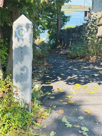 7 Wright Place Barrington RI 02806