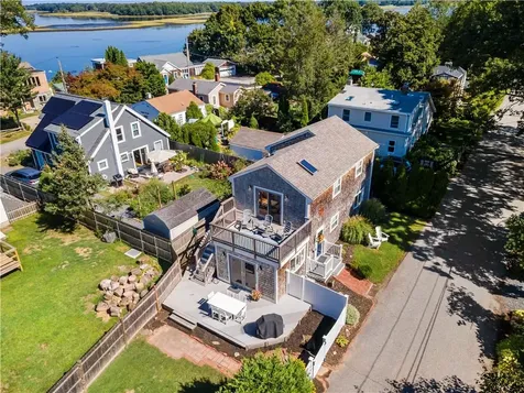 7 Wright Place Barrington RI 02806