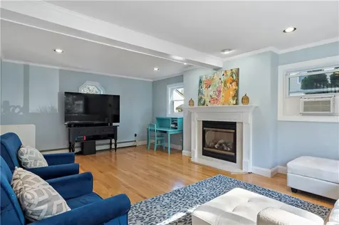 7 Wright Place Barrington RI 02806