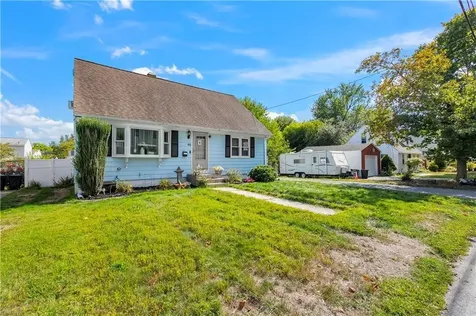 46 Auburn Avenue Johnston RI 02919