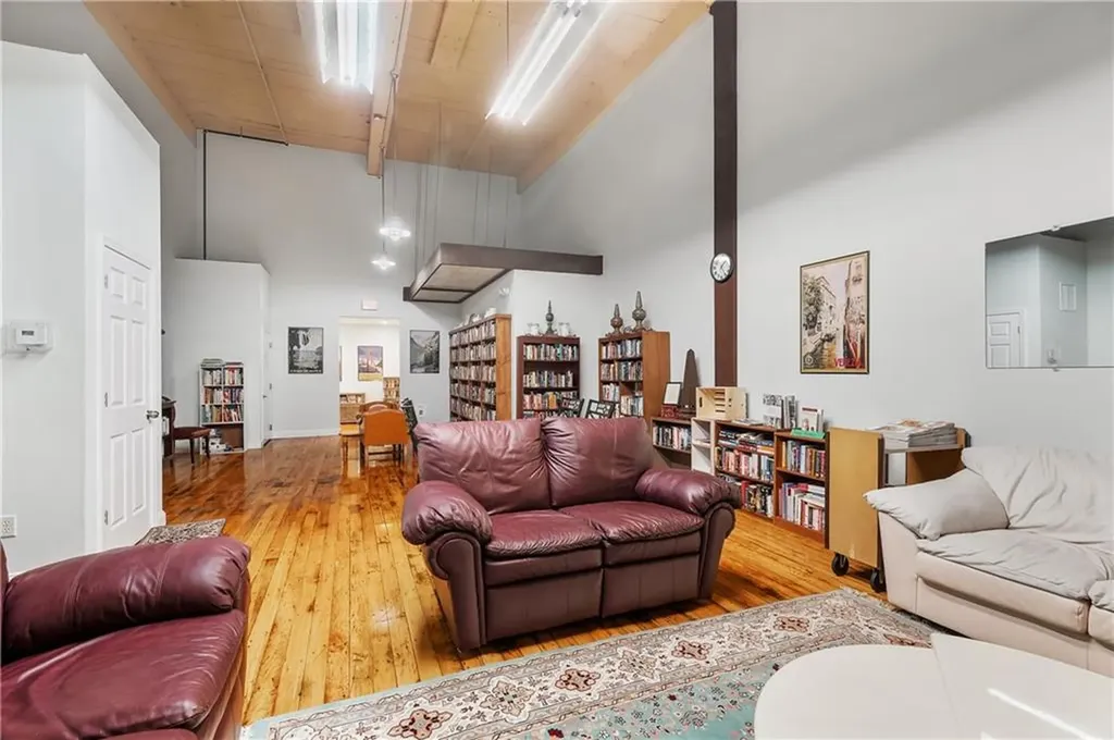 1 Tupperware Drive North Smithfield RI 02896