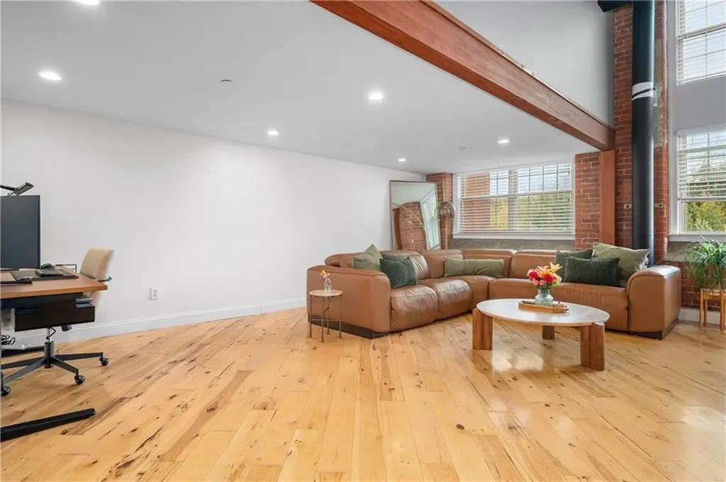 1 Tupperware Drive North Smithfield RI 02896