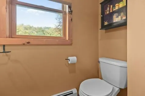 033 Alden Avenue Portsmouth RI 02871