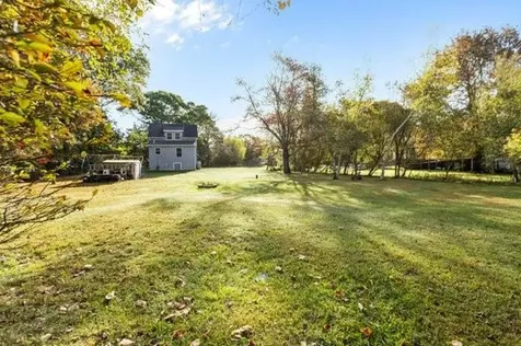 033 Alden Avenue Portsmouth RI 02871