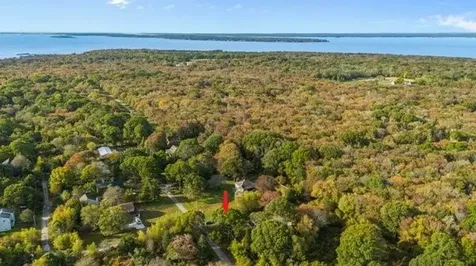 033 Alden Avenue Portsmouth RI 02871