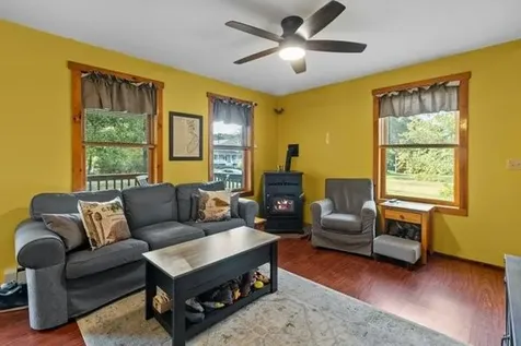 033 Alden Avenue Portsmouth RI 02871