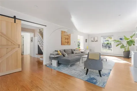 5 Boxwood Court Barrington RI 02806