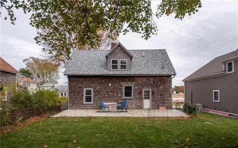 299 Narragansett Avenue Barrington RI 02806