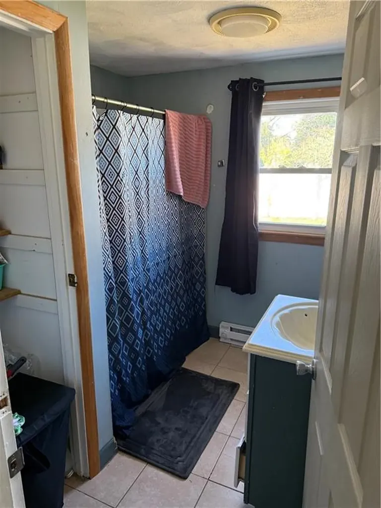 69 West View Avenue Cranston RI 02920