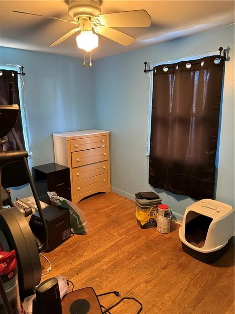 69 West View Avenue Cranston RI 02920